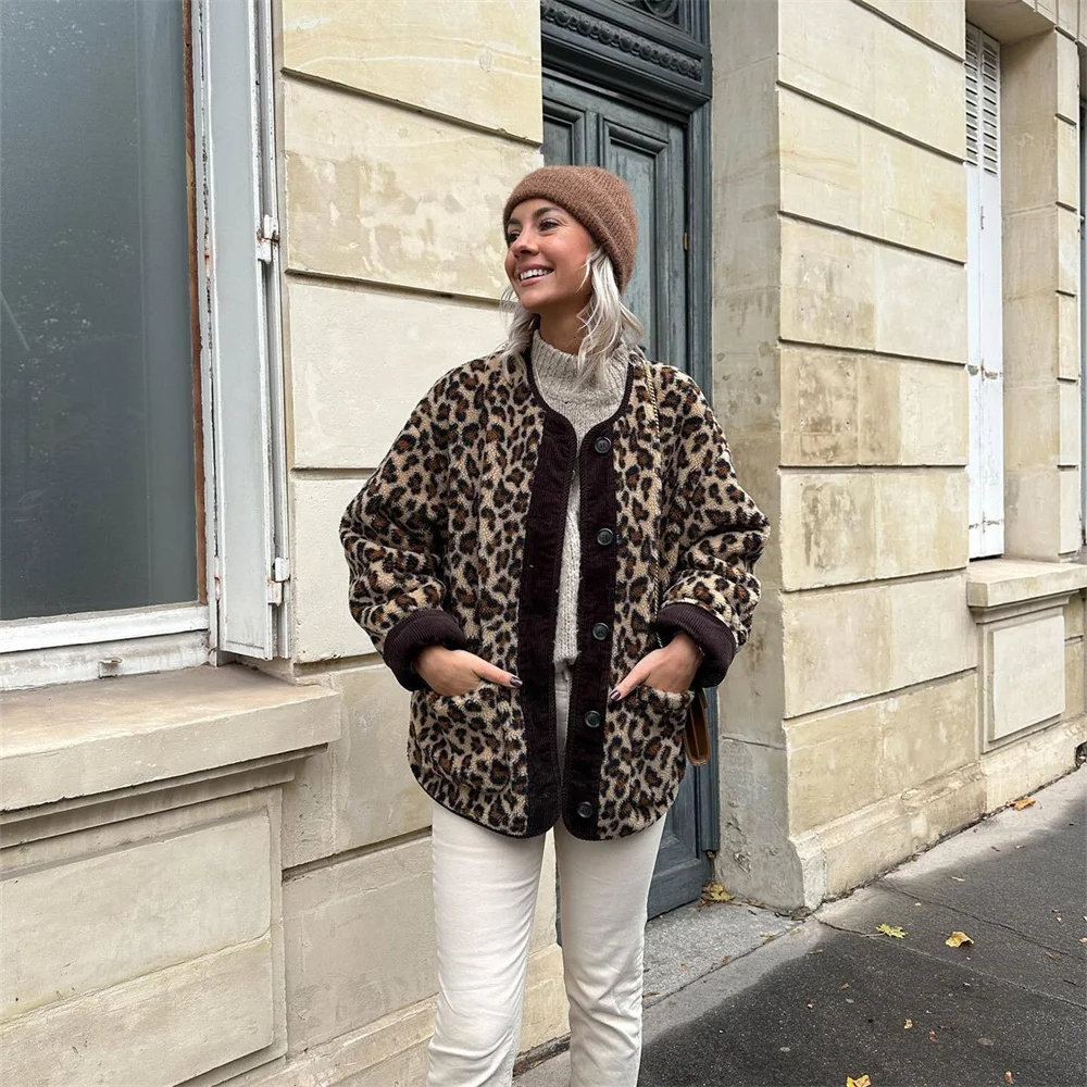 Leopard Print Jacket with Round Neck