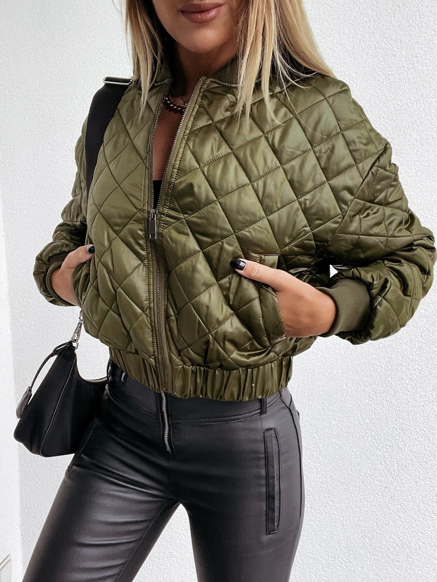 Women's Stylish Short Quilted Puffer Jacket