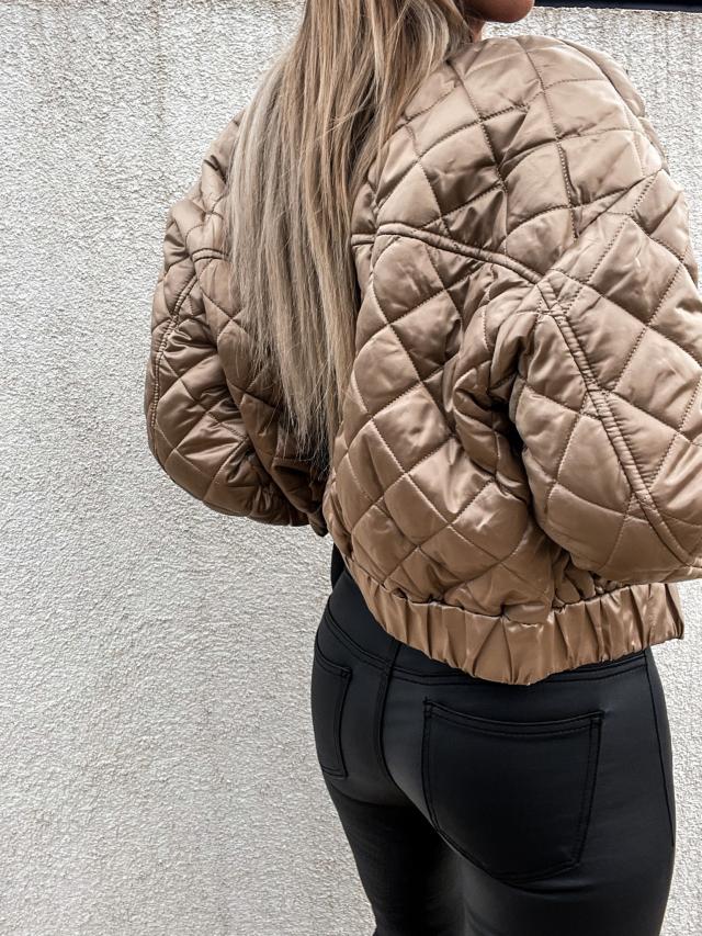 Women's Stylish Short Quilted Puffer Jacket